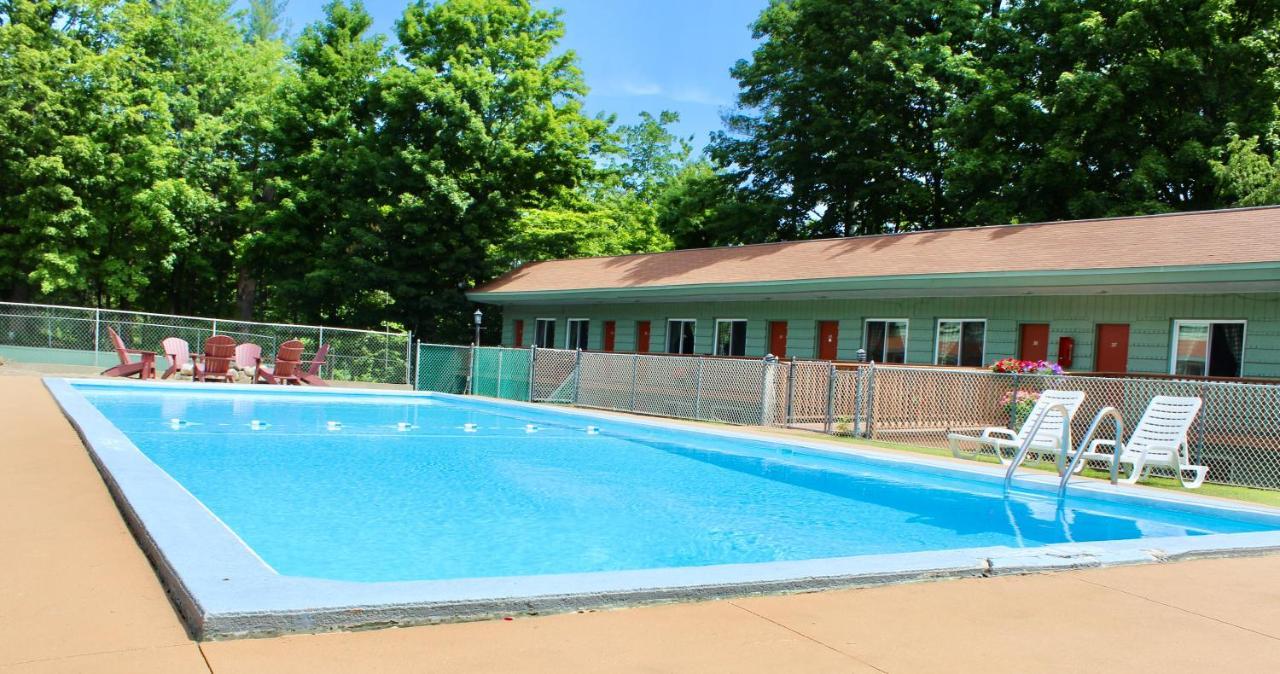 לייק ג'ורג' Motel Montreal מראה חיצוני תמונה