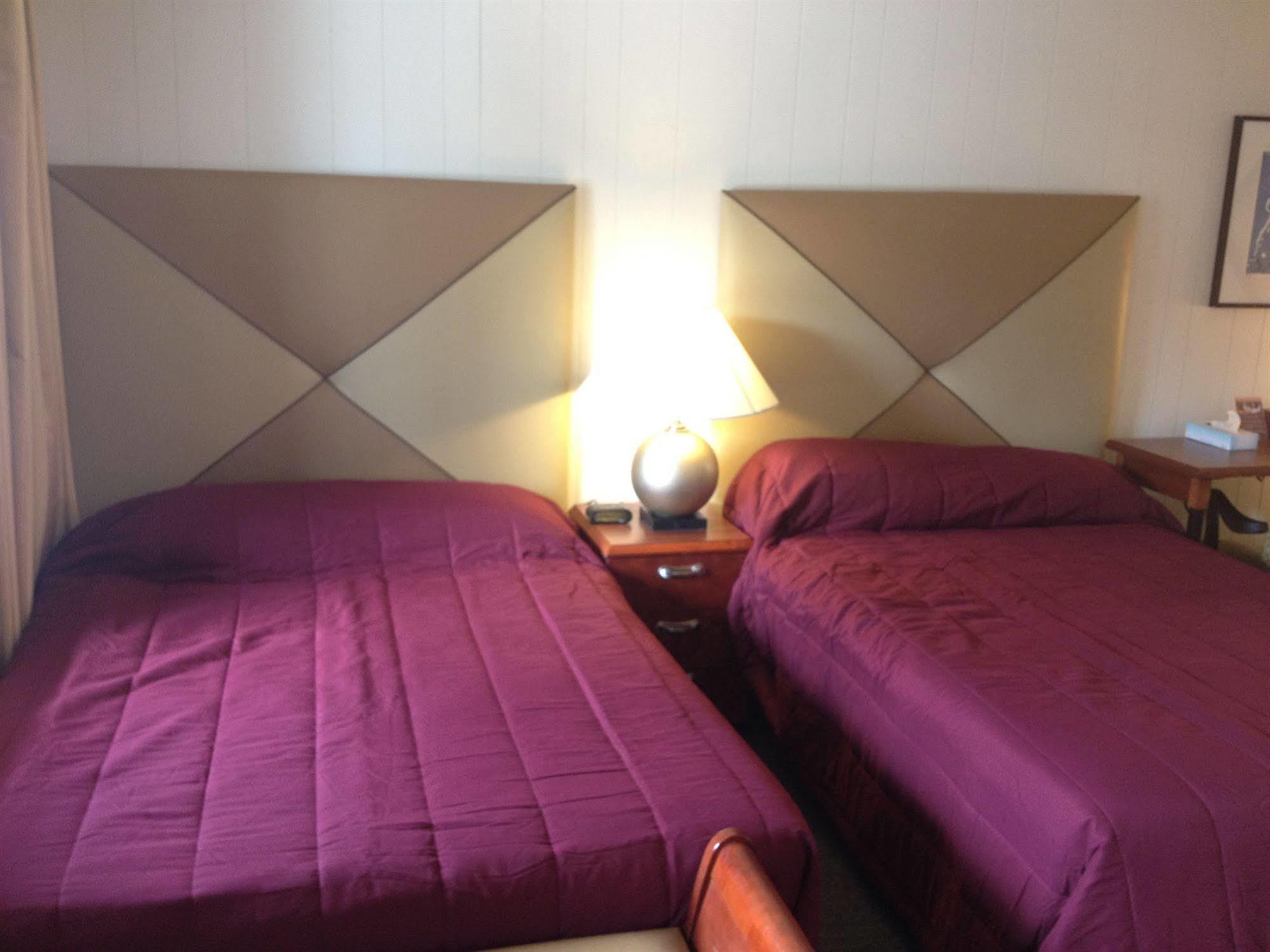לייק ג'ורג' Motel Montreal מראה חיצוני תמונה