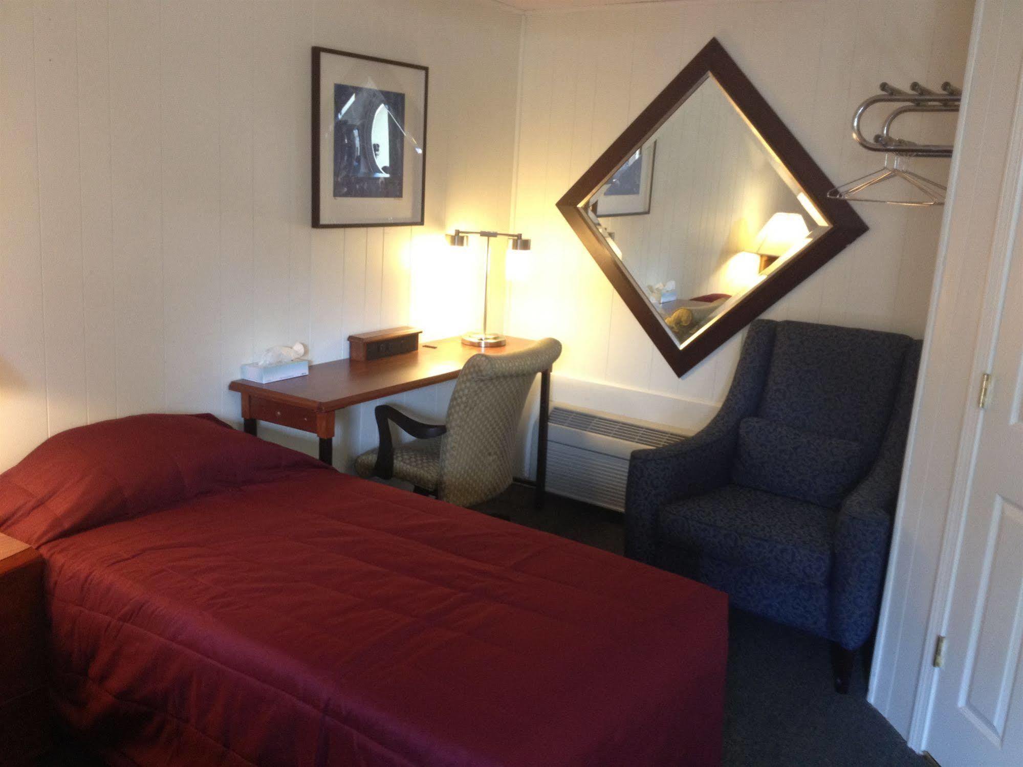 לייק ג'ורג' Motel Montreal מראה חיצוני תמונה